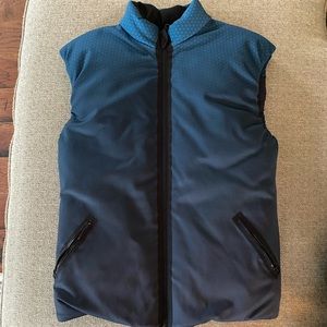 Ultracor teal/black honeycomb soft puffer size 4